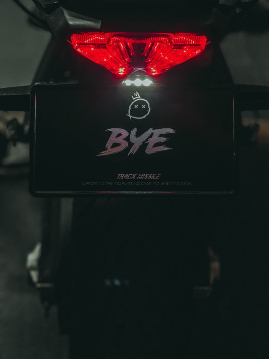 "BYE" PLATE